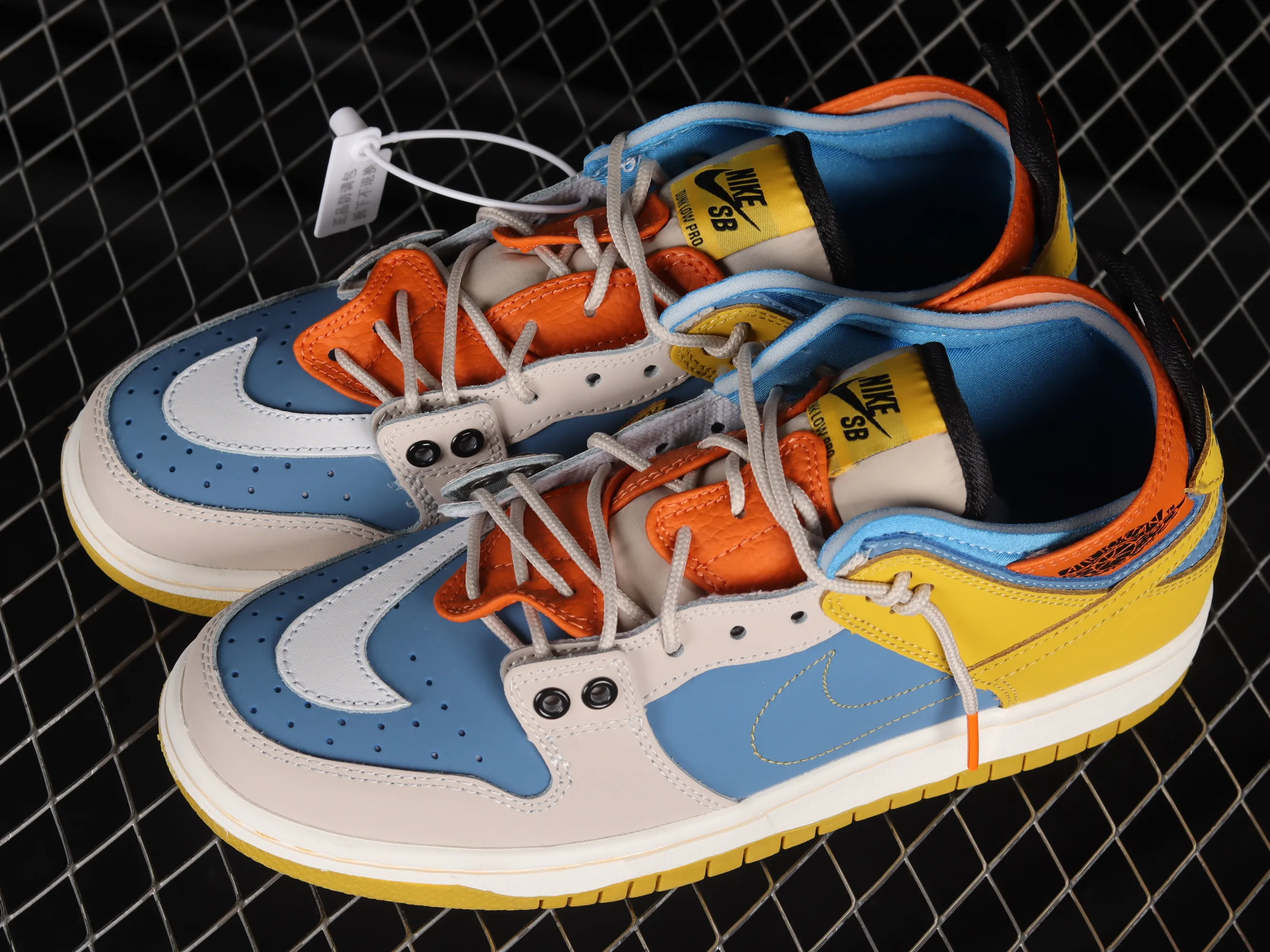 All categories Nk SB Dunk series Nk SB Dunk Low low-top sneakers Nk SB Dunk Low Nike four-in-one multi-element casual sneakers BQ6817-037